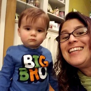 Meet your Posher, Angela